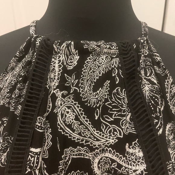 BNWT Torrid Dress from Torrid Insider Collection in size 00x - Picture 3 of 8